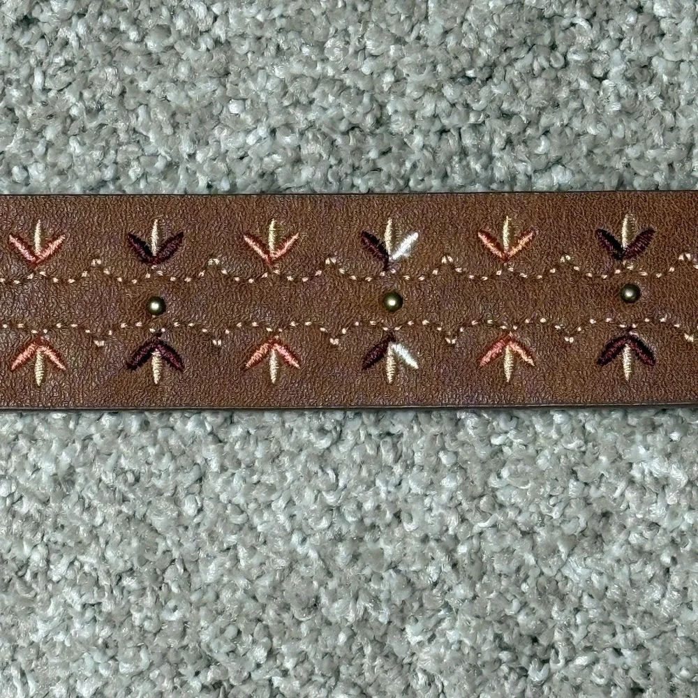 Women's Belt Boho Embroidered Large NWOT‎